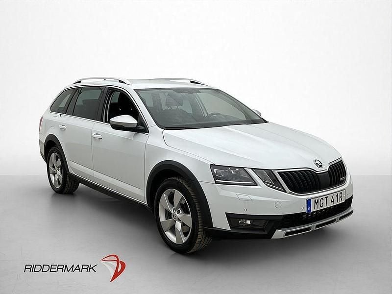 Begagnad Skoda Octavia Scout 2020 Vit Kombi