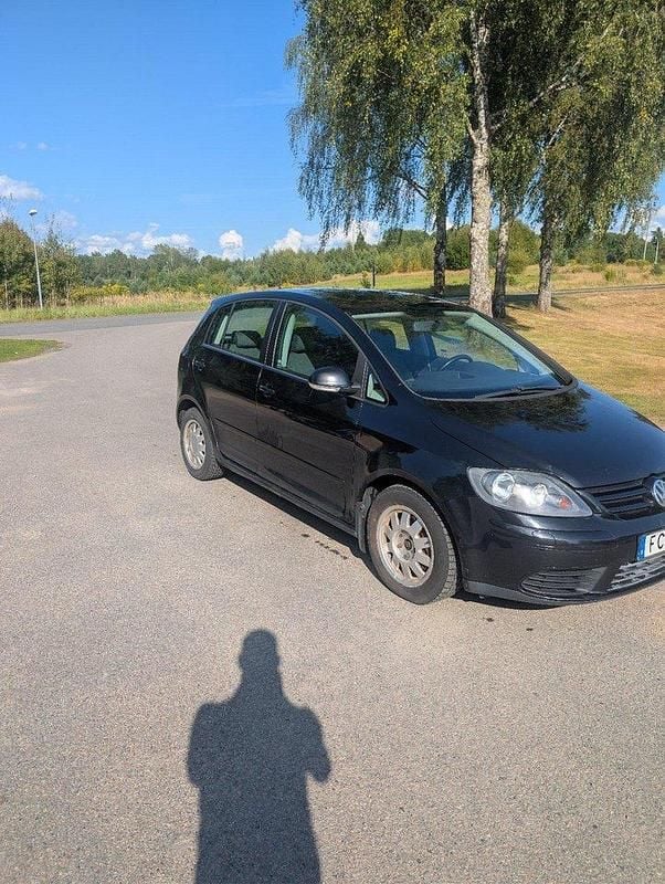 Svart Begagnad 2008 VW Golf Plus Cross Trendline Minibuss | 29 900 kr (Bra pris) - Bild 1/4