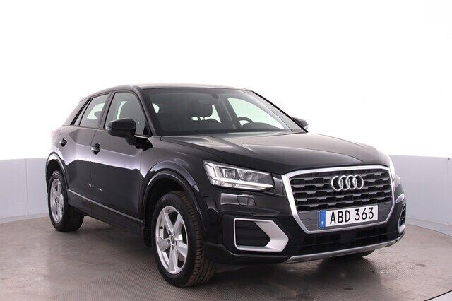 Brilliantsvart Begagnad 2018 Audi Q2 Sport SUV | 189 000 kr (Marknadspris) - Bild 1/4