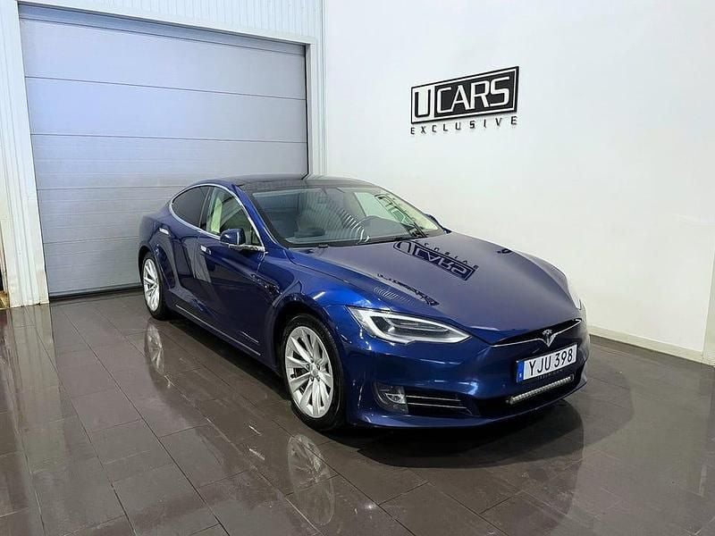 Begagnad Tesla Model S 386 kW (525 HK) 2018 Blå Halvkombi