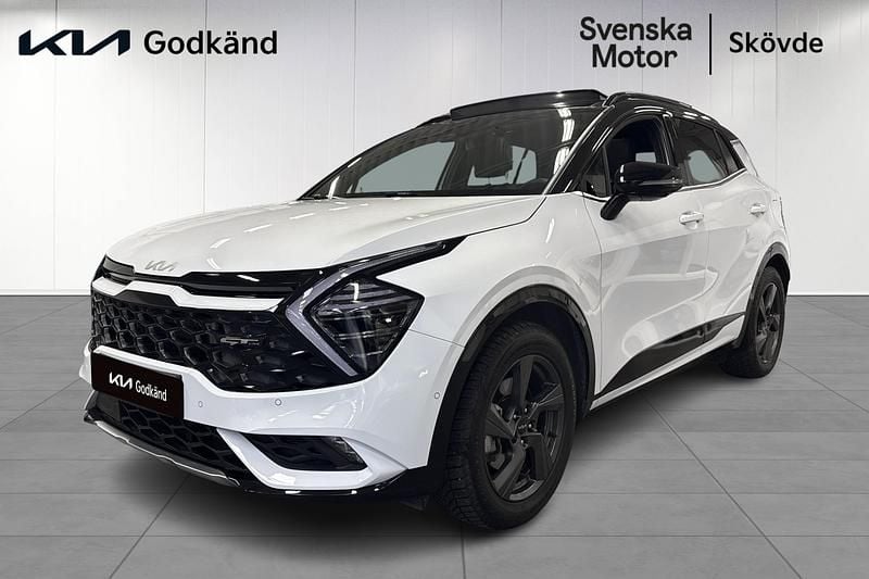 Vit Begagnad 2022 Kia Sportage GT-Line SUV | 419 200 kr (Lite dyr) - Bild 1/4