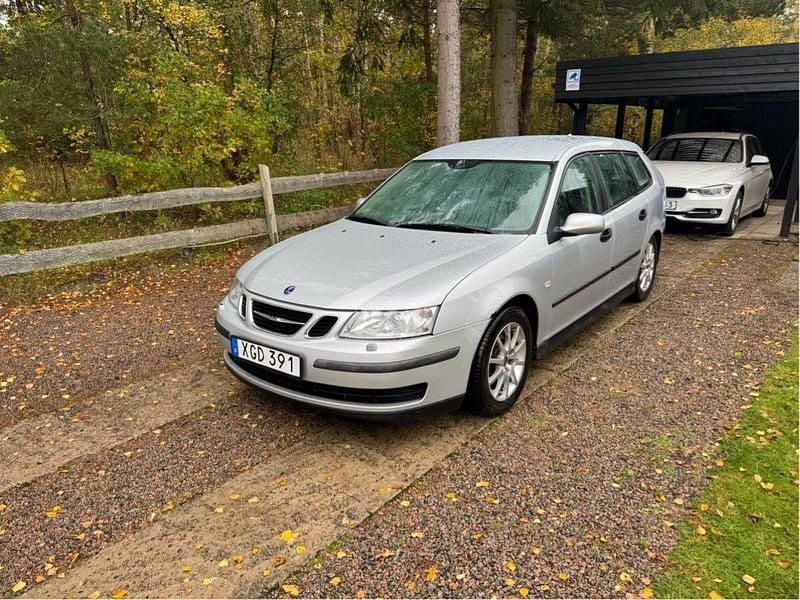 Grå Begagnad 2006 Saab 9-3 Linear Kombi | 22 000 kr (Marknadspris) - Bild 1/4