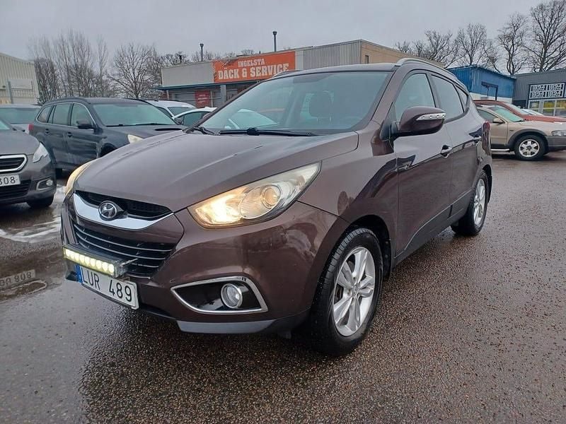 Brun Begagnad 2013 Hyundai ix35 SUV | 84 900 kr (Marknadspris) - Bild 1/4