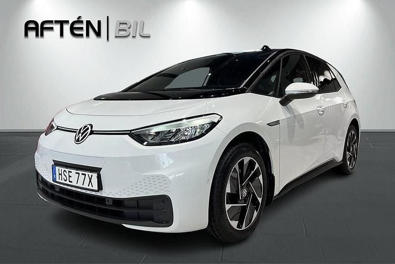 Vit Begagnad 2023 VW ID.3 Pro Performance Halvkombi | 284 000 kr (Marknadspris) - Bild 1/3