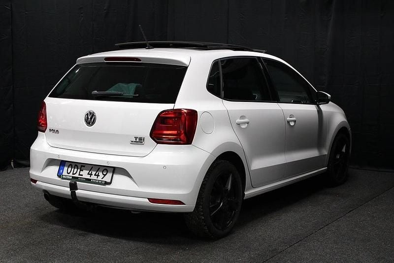 Begagnad VW Polo 90 HK (66 kW) 2016 Vit Halvkombi