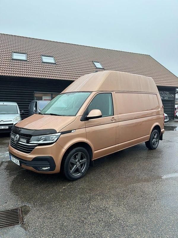 Begagnad VW T6.1 150 HK (110 kW) 2020 Brun Van