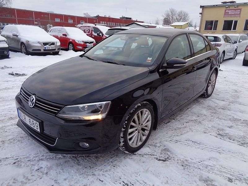 Begagnad VW Jetta GT 161 HK (118 kW) 2011 Svart Sedan