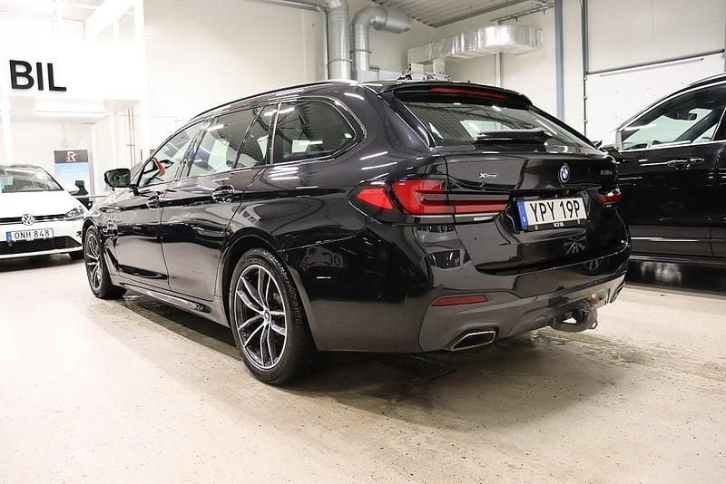Begagnad BMW 530e M Sport 184 HK (135 kW) 2022 Svart Kombi