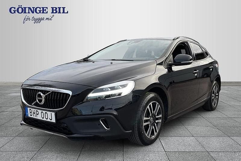 Svart Begagnad 2019 Volvo V40 CC Kombi | 219 900 kr (Marknadspris) - Bild 1/2