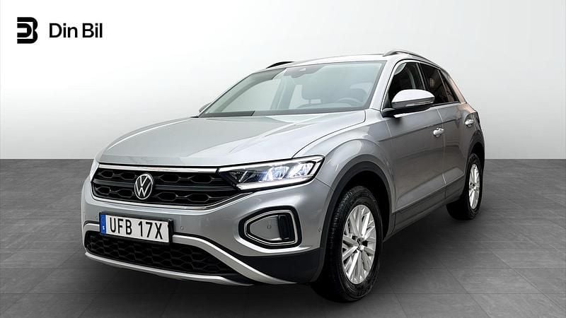 Silver Begagnad 2022 VW T-Roc SUV | 229 900 kr (Bra pris) - Bild 1/4