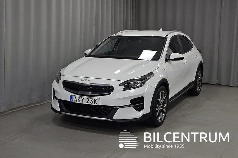 Begagnad Kia XCeed 143 HK (105 kW) 2022 Vit SUV