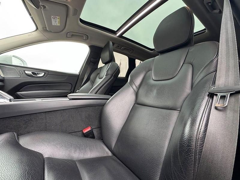 Begagnad Volvo XC60 Inscription 392 HK (288 kW) 2021 Vit SUV