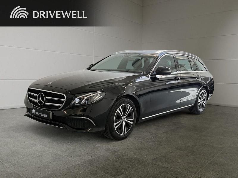 Svart Begagnad 2019 Mercedes E200 Avantgarde Kombi | 279 000 kr (Marknadspris) - Bild 1/4