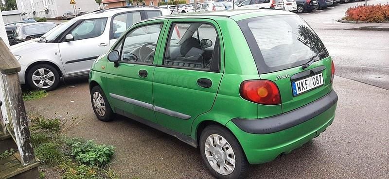 Grön Begagnad 2005 Chevrolet Matiz Halvkombi | 17 000 kr (Marknadspris) - Bild 1/4