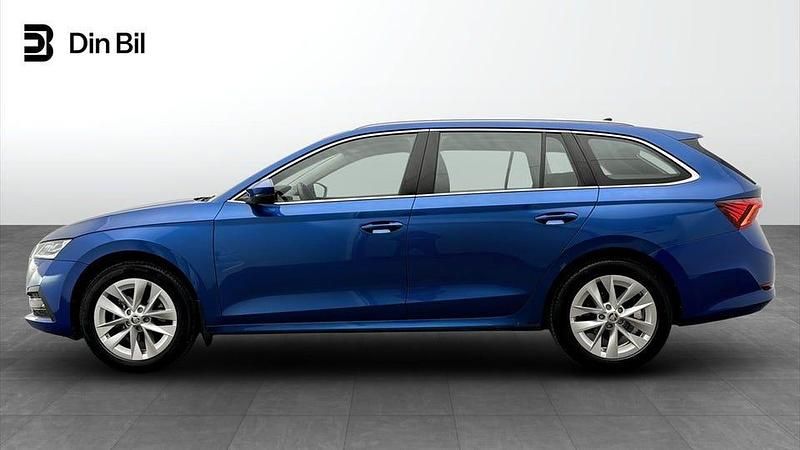 Begagnad Skoda Octavia Style 110 HK (80 kW) 2023 Blå Kombi