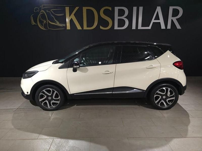 Flerfärgad Begagnad 2015 Renault Captur Dynamique SUV | 99 800 kr (Lite dyr) - Bild 1/4