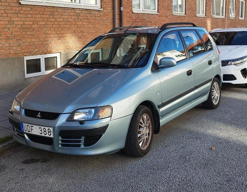 Grön Begagnad 2003 Mitsubishi Space Star Kombi | 22 000 kr (Lite dyr) - Bild 1/4