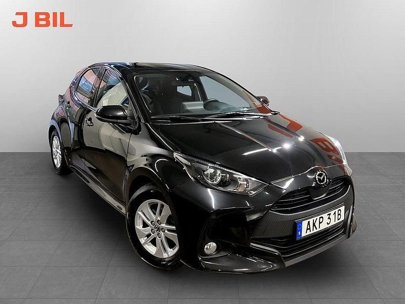 Opera black Begagnad 2022 Mazda 2 Halvkombi | 179 900 kr (Bra pris) - Bild 1/4