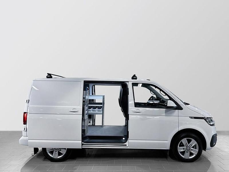 Begagnad VW Transporter 150 HK (110 kW) 2024 Vit Van