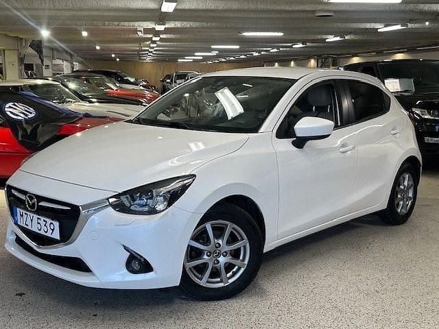 Vitm Begagnad 2016 Mazda 2 Halvkombi | 99 900 kr (Bra pris) - Bild 1/4