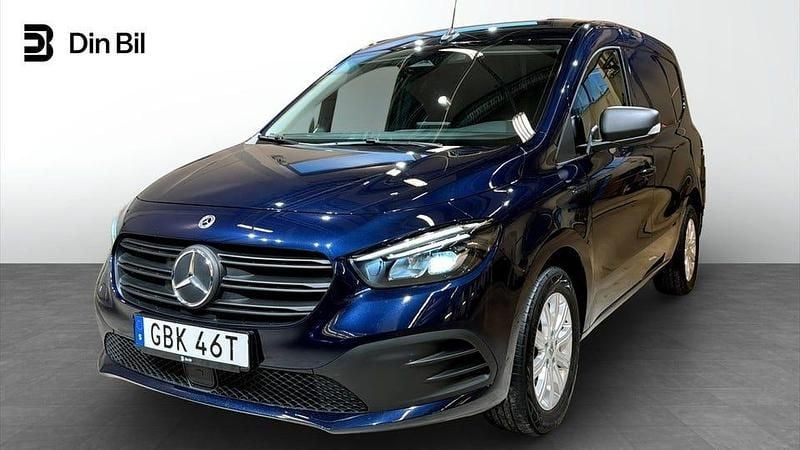 Begagnad Mercedes eCitan 89 kW (122 HK) 2023 Mörkblå Van