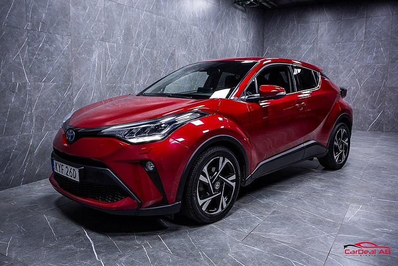 Begagnad Toyota C-HR Edition 98 HK (72 kW) 2023 Röd SUV