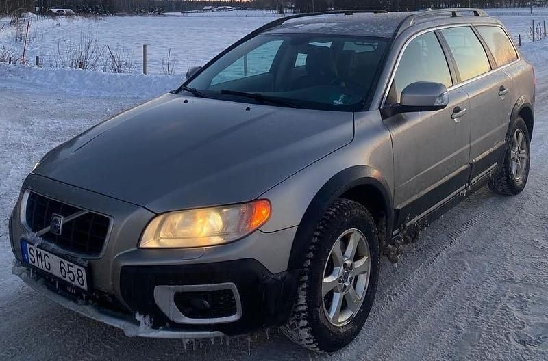 Brun Begagnad 2008 Volvo XC70 Kombi | 39 999 kr - Bild 1/4