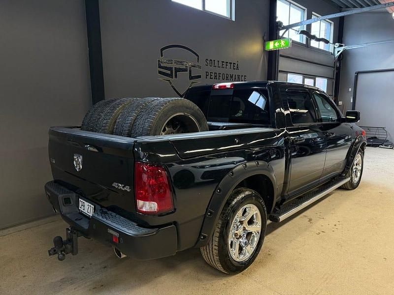 Begagnad Dodge Ram 394 HK (289 kW) 2010 Svart Pickup