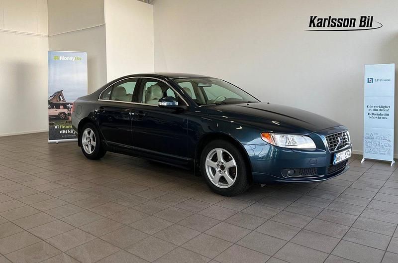Blå Begagnad 2008 Volvo S80 Momentum Sedan | 92 900 kr (Lite dyr) - Bild 1/4