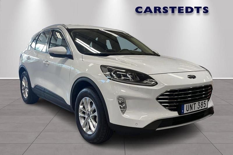 Vit Begagnad 2022 Ford Kuga Titanium SUV | 299 900 kr (Dyr) - Bild 1/4