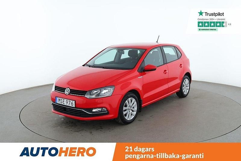 Röd Begagnad 2015 VW Polo Halvkombi | 88 000 kr (Marknadspris) - Bild 1/4
