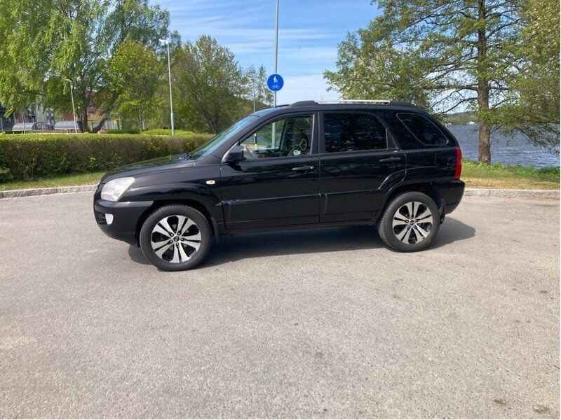 Svart Begagnad 2005 Kia Sportage 4 SUV | 43 000 kr (Marknadspris) - Bild 1/4