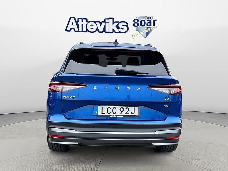 Begagnad Skoda Enyaq iV 152 kW (207 HK) 2021 Blå SUV