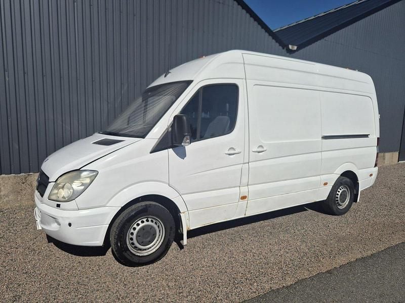 Vit Begagnad 2008 Mercedes Sprinter Van | 49 000 kr - Bild 1/4
