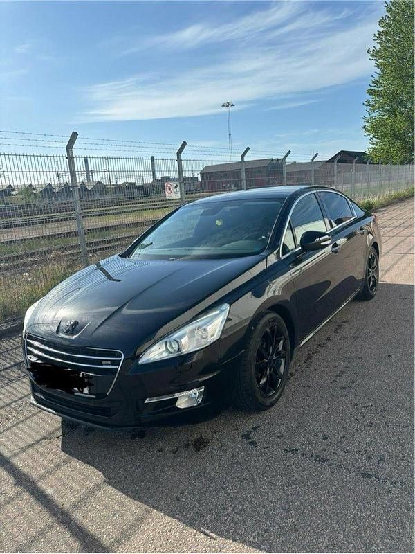 Svart Begagnad 2011 Peugeot 508 Sedan | 49 999 kr (Marknadspris) - Bild 1/4