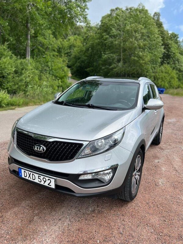 Grå Begagnad 2014 Kia Sportage SUV | 95 000 kr (Bra pris) - Bild 1/3