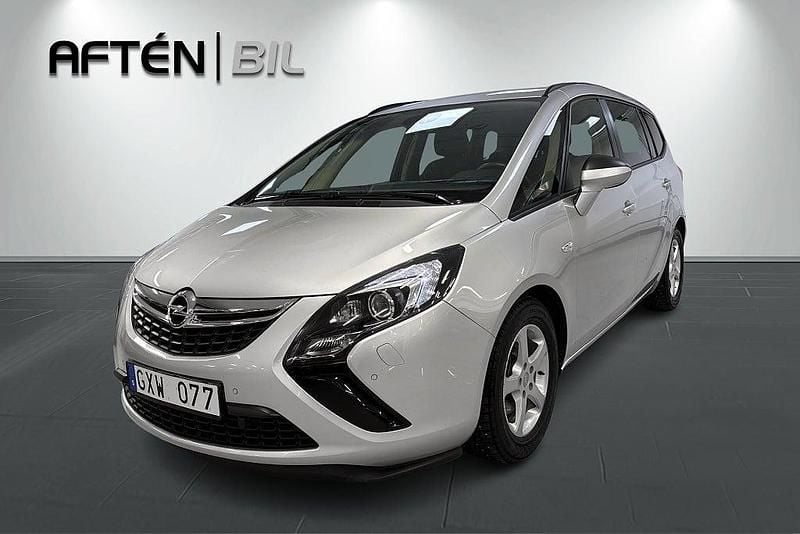 Begagnad Opel Zafira Tourer Business 140 HK (102 kW) 2012 Grå Minibuss