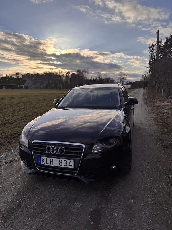Begagnad Audi A4 160 HK (117 kW) 2009 Svart Kombi