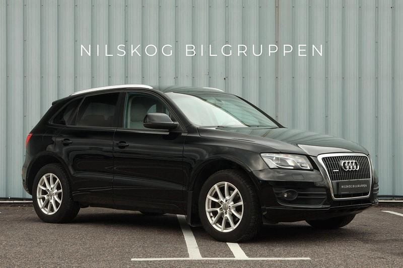 Svart Begagnad 2010 Audi Q5 Proline SUV | 89 900 kr (Lite dyr) - Bild 1/4