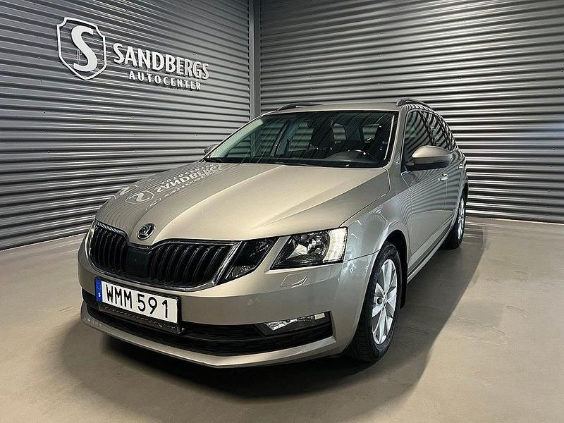 Ljusbrun Begagnad 2018 Skoda Octavia Ambition Kombi | 149 500 kr (Lite dyr) - Bild 1/4