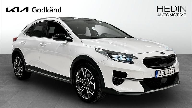 Begagnad Kia XCeed Advance 105 HK (77 kW) 2021 Vit SUV