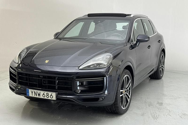 Blå Begagnad 2019 Porsche Cayenne Sport SUV | 638 000 kr - Bild 1/4