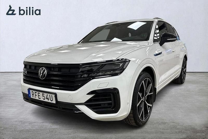 Vit Begagnad 2021 VW Touareg R SUV | 599 900 kr (Superpris) - Bild 1/3