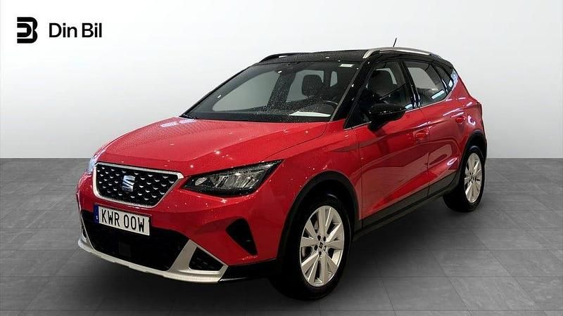Röd Begagnad 2023 Seat Arona Xperience SUV | 204 900 kr (Marknadspris) - Bild 1/4