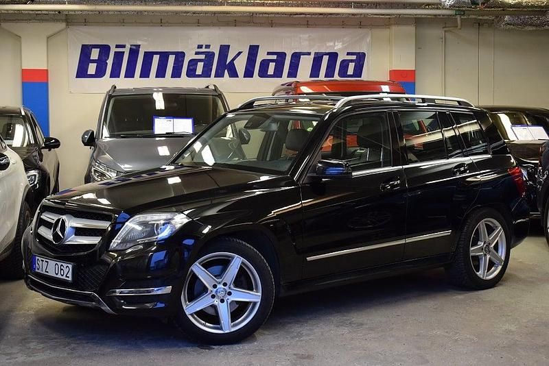Svart Begagnad 2013 Mercedes GLK350 SUV | 179 000 kr (Lite dyr) - Bild 1/4