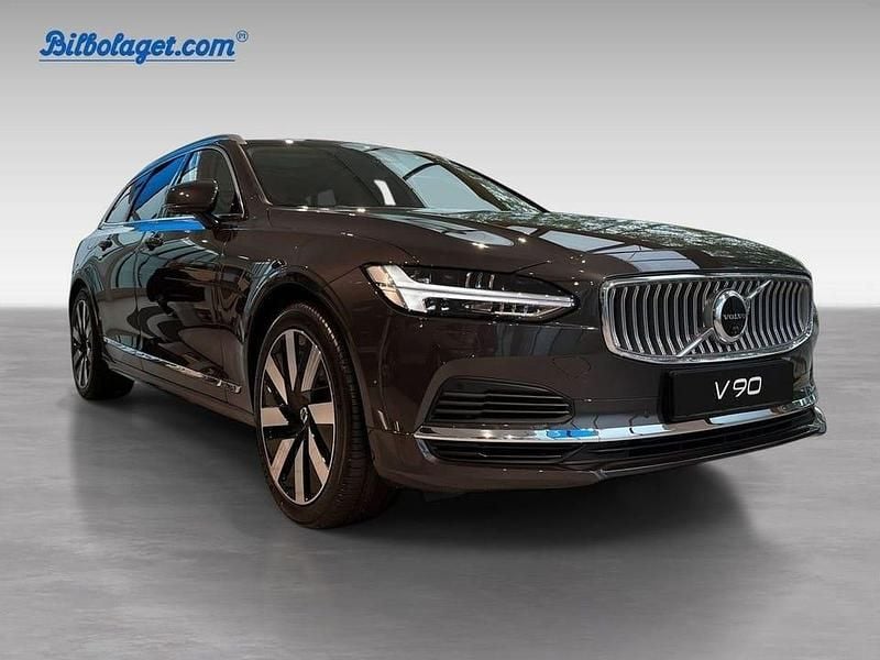 Grå Ny 2025 Volvo V90 Ultra Kombi | 628 800 kr - Bild 1/4