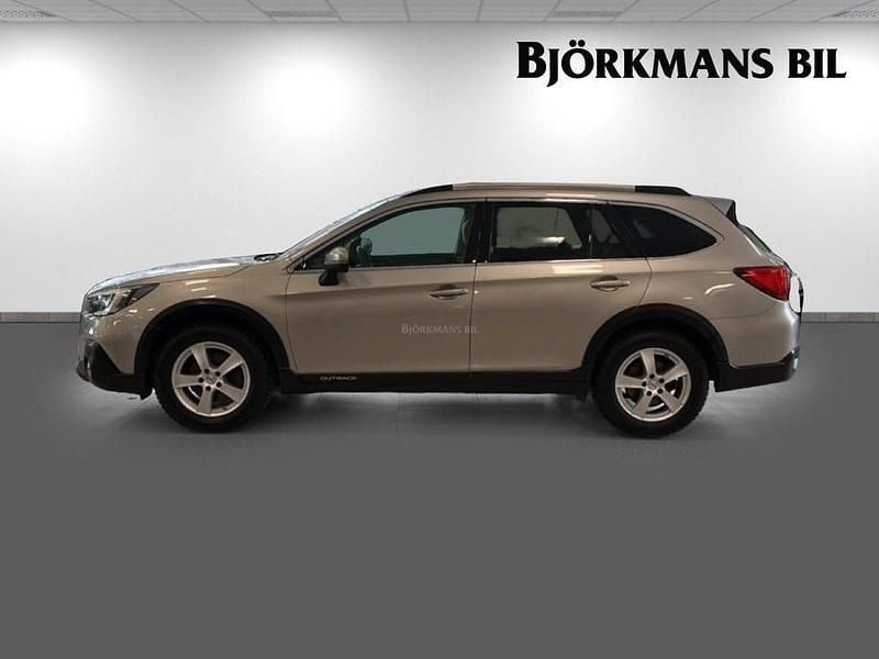 Begagnad Subaru Outback 175 HK (128 kW) 2019 Ljusbrun Kombi