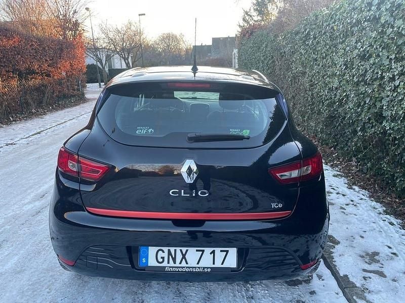 Begagnad Renault Clio IV 90 HK (66 kW) 2015
