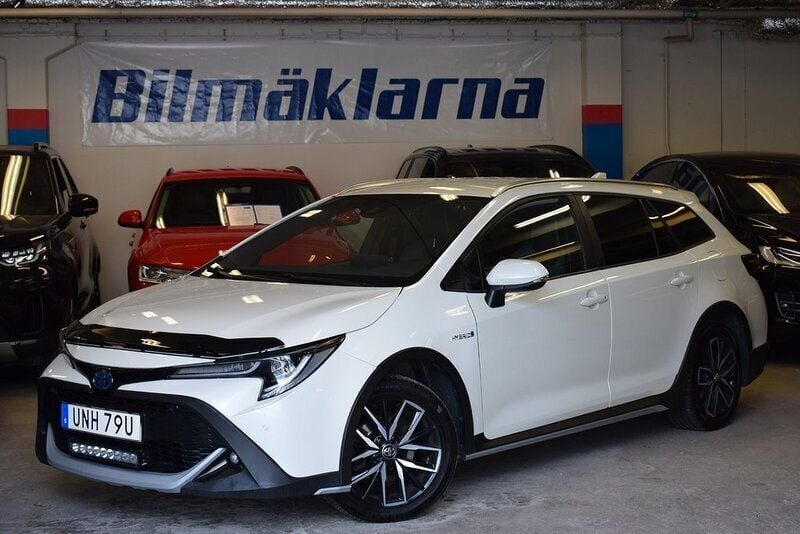 Vit Begagnad 2021 Toyota Corolla Kombi | 229 000 kr (Lite dyr) - Bild 1/4