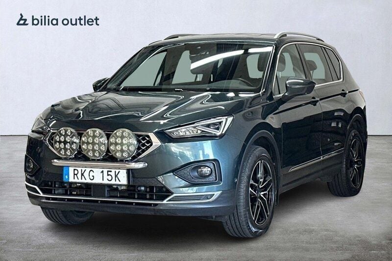 Mörkgrön Begagnad 2019 Seat Tarraco 4Drive SUV | 234 900 kr (Marknadspris) - Bild 1/3